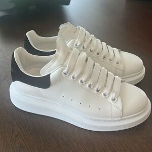Alexander McQueen oversized sneakers size 38 1/2